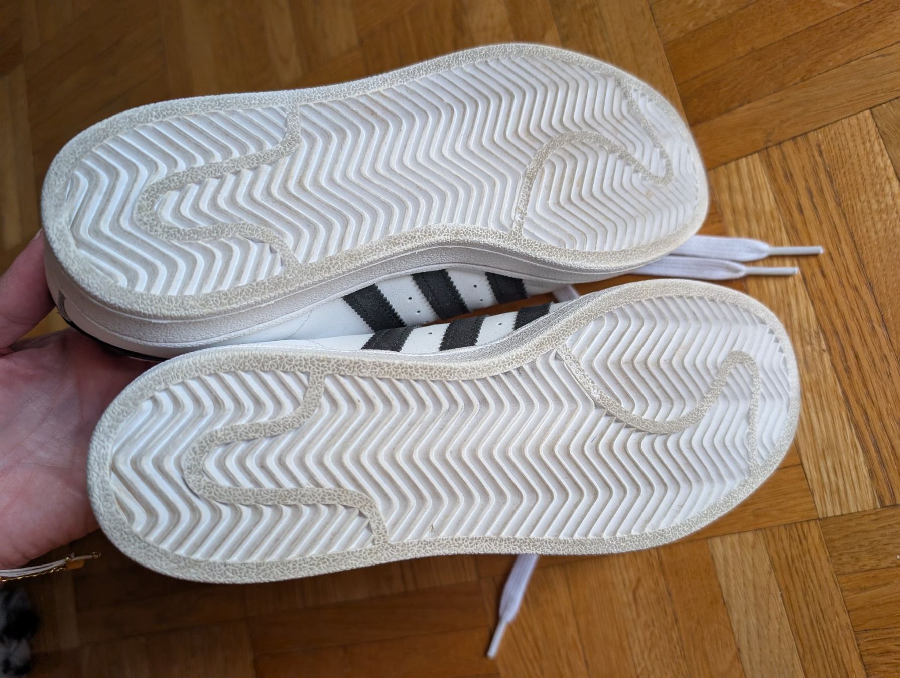 Adidas Scarpe da uomo: ADIDAS SUPERSTAR baskets – Usato da Cheseaux-Lausanne venduto da loscaptos 1