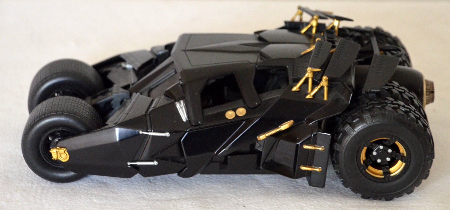 Hot Wheels Modellini d'auto: Hot Wheels Minicar 118 Batmobile – Usato da Collonges venduto da arashee 3