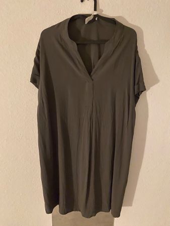 H&M Kleid M olivgrün guter Zustand