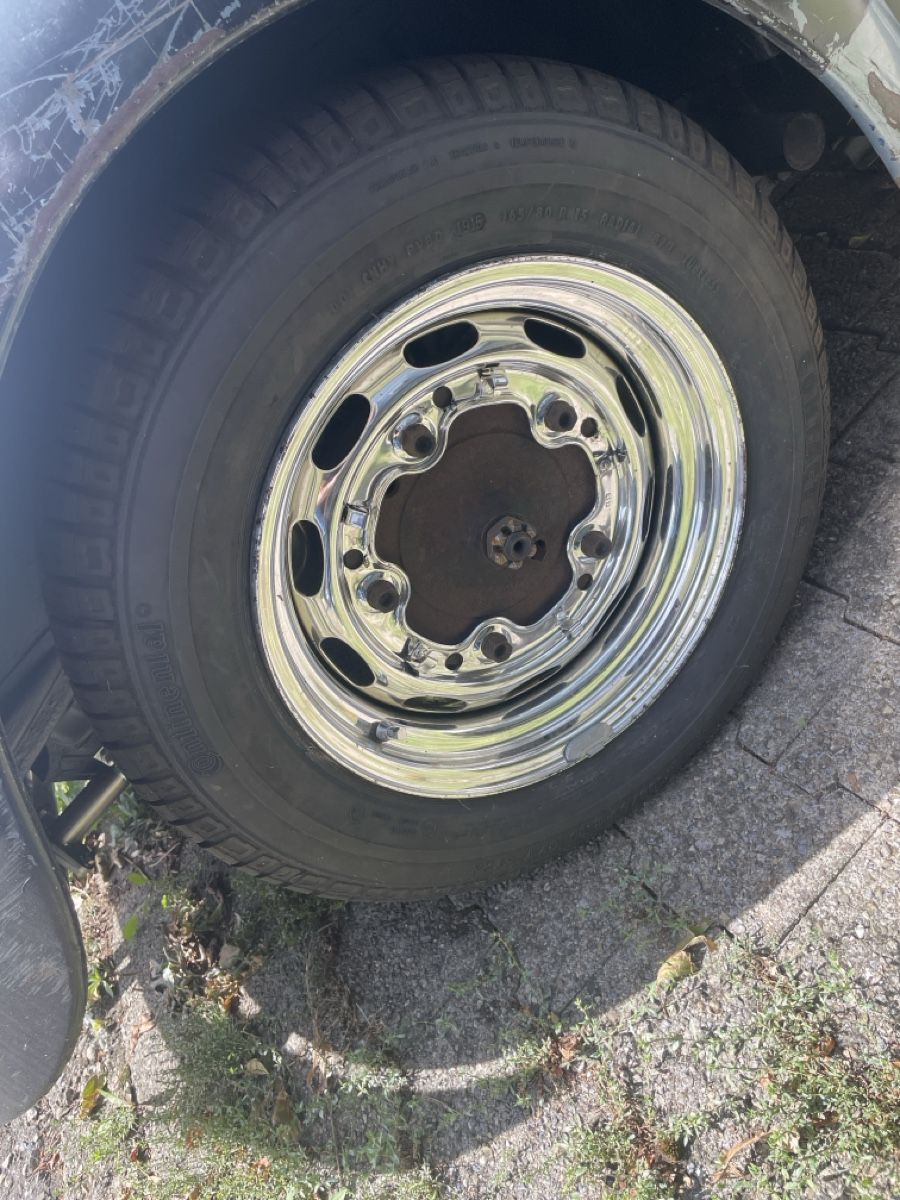 Pneumatici & Ruote complete: VW Käfer Chromfelgen mit Reifen – Usato da Wangen b. Olten venduto da Mertz 2