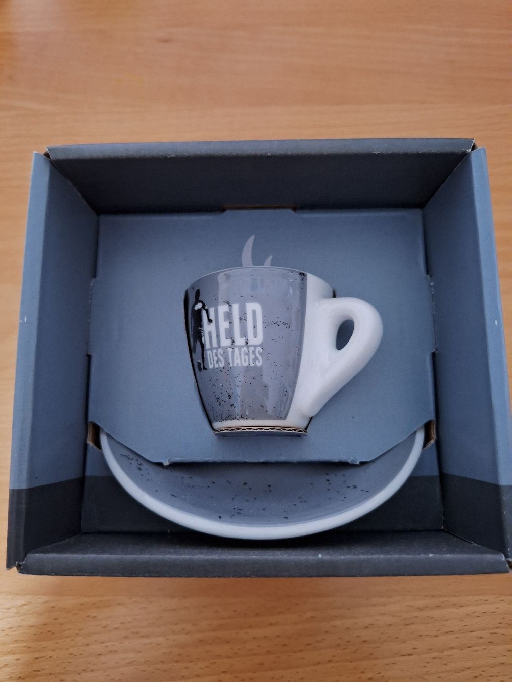 Tazze: Espressotasse Held des Tages – Nuovo e nell'imballaggio originale da Tecknau venduto da easton82