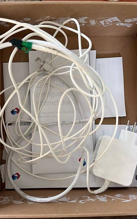 Swisscom Modem & Router: Swisscom Internet Box 3 mit Zubehör – Usato da Zürich venduto da qua_ff2s 2