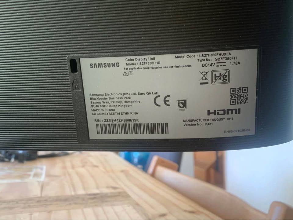 Samsung Ecrans: Bildschirm Samsung S27f350, 27" – D'occasion à Zürich par myriamer 1