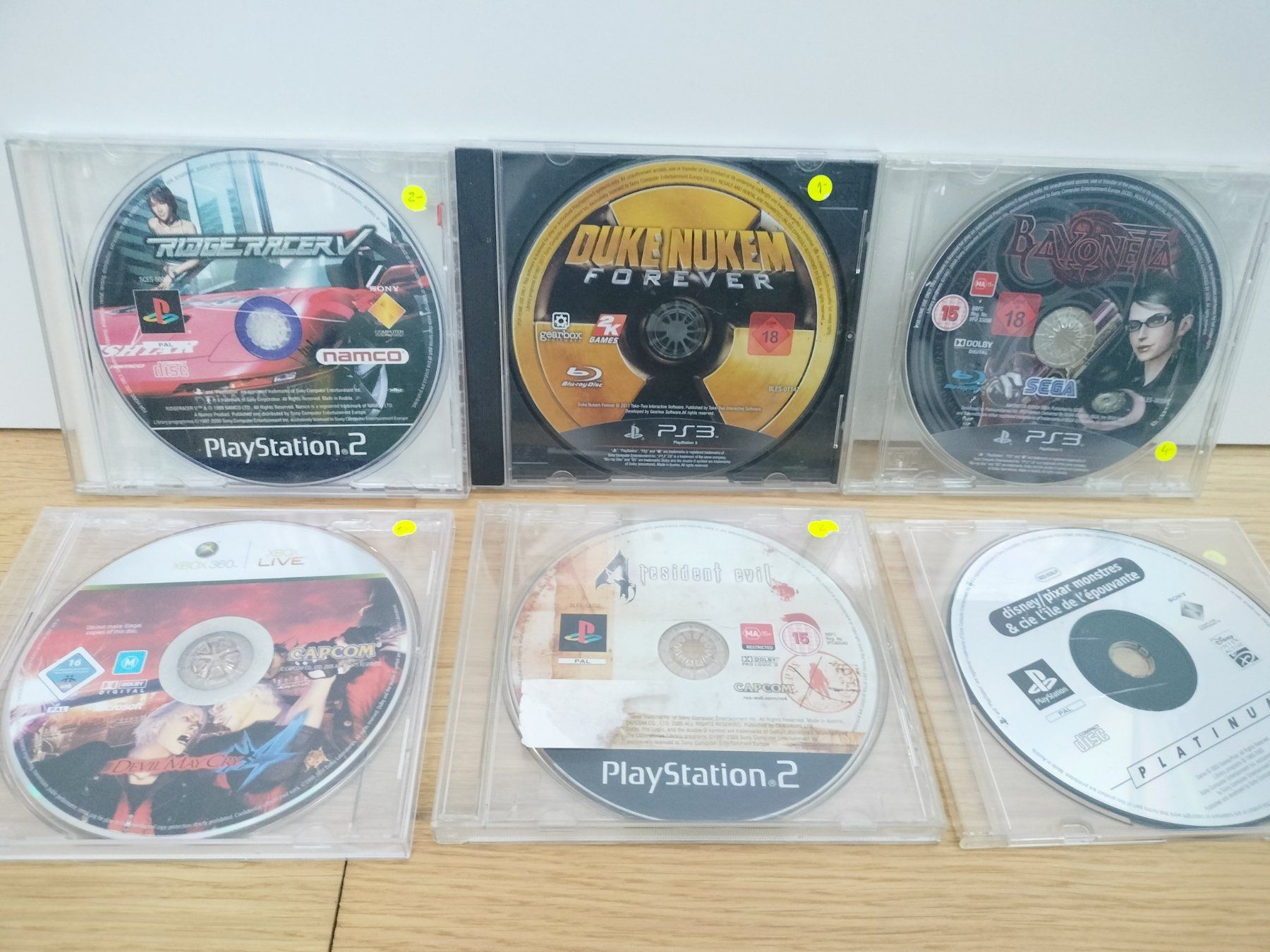 Sony Spiele: 6x div. Games PS/Xbox, Bayonetta, Devil May Cry, Resident Ev – Gebraucht aus Wil SG von kaizzen