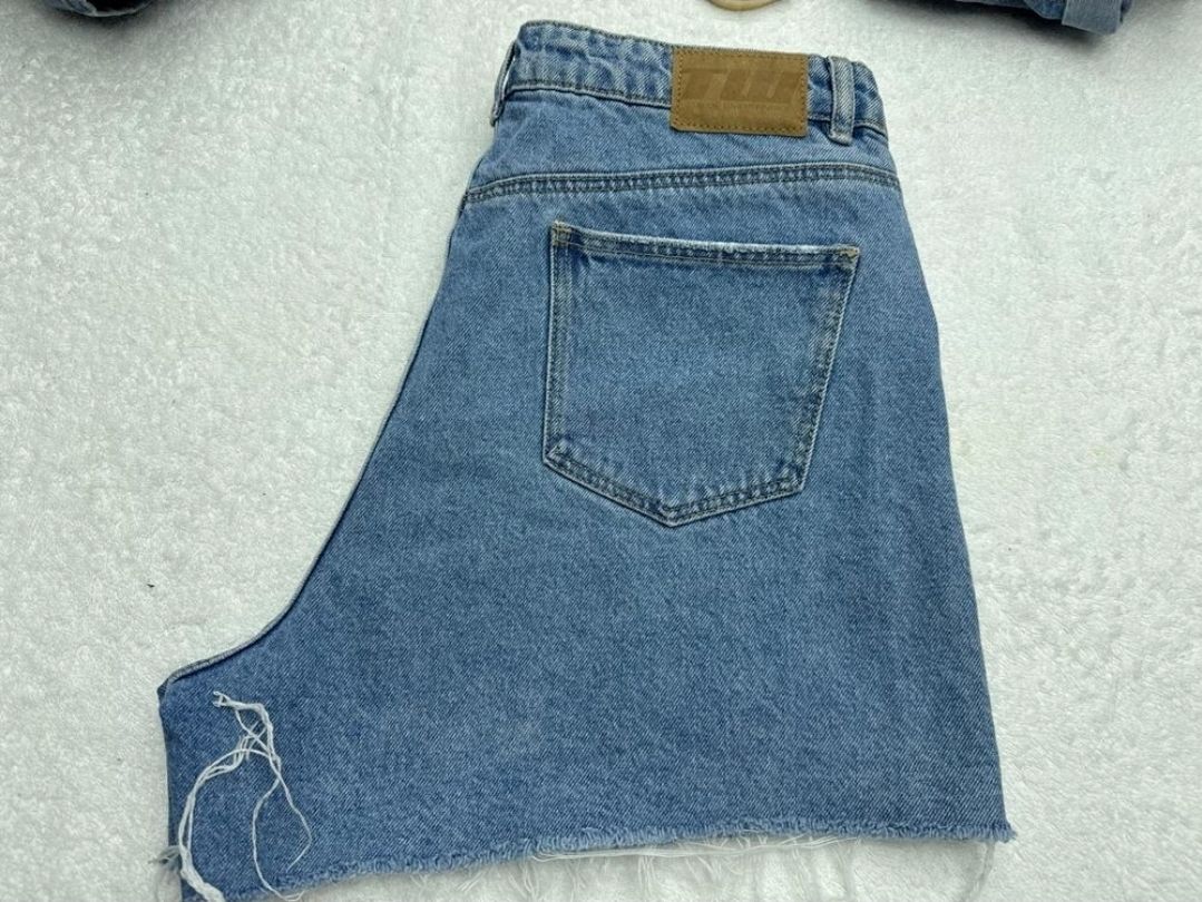 Jeans: Jeans Shorts, Gr. 42 – Gebraucht aus Bern von christiane_pr 3