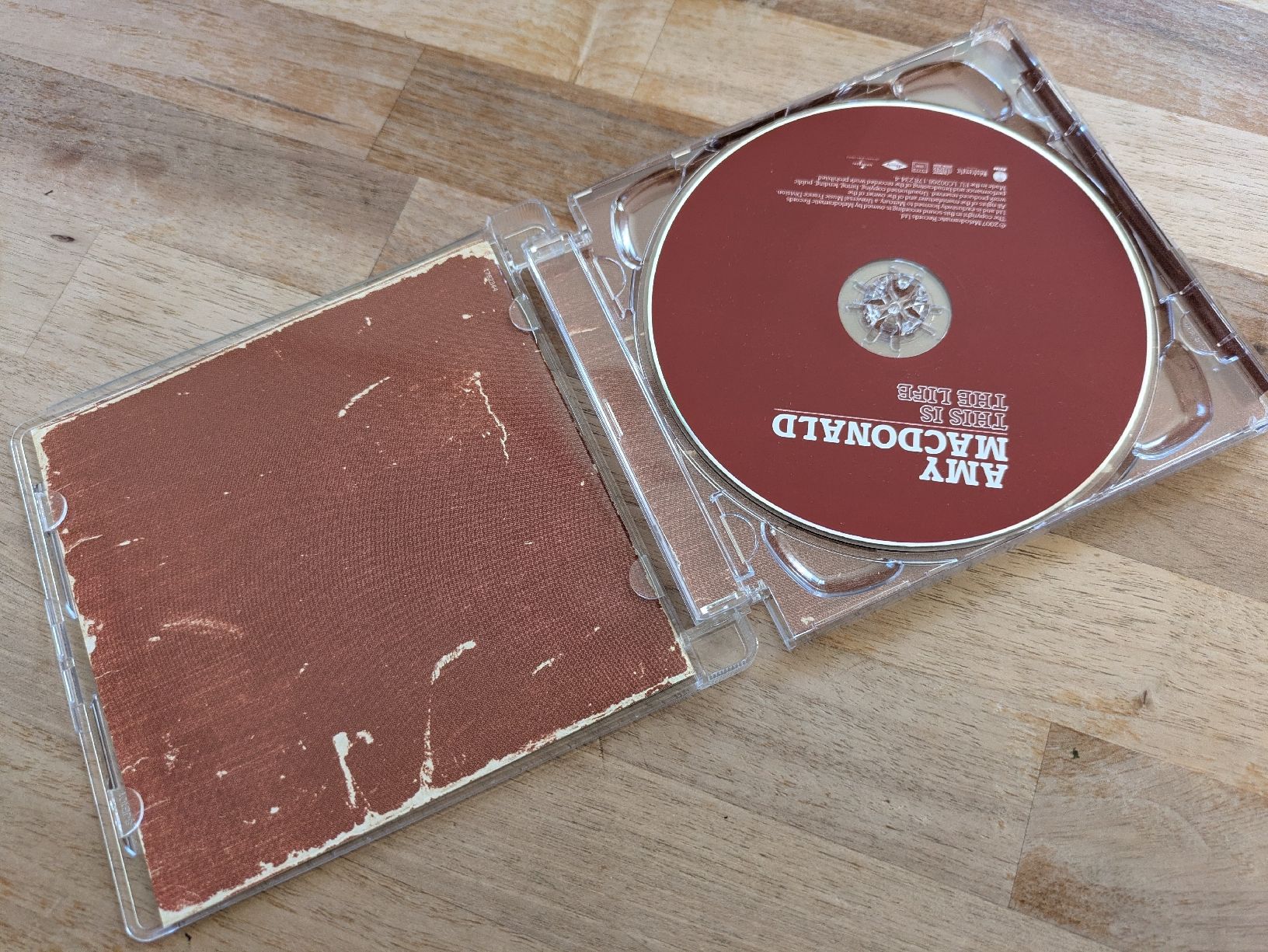 CD: Amy MacDonald "This is the life" CD – Usato da Matten b. Interl venduto da simkli 2