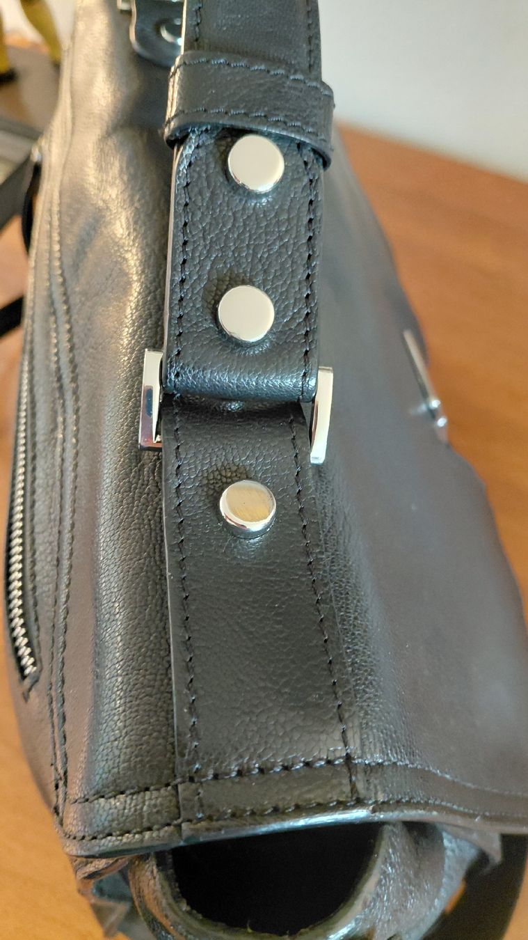 Sacs femmes: Coole MAX & Co. Handtasche – D'occasion à Pratval par AdK 4