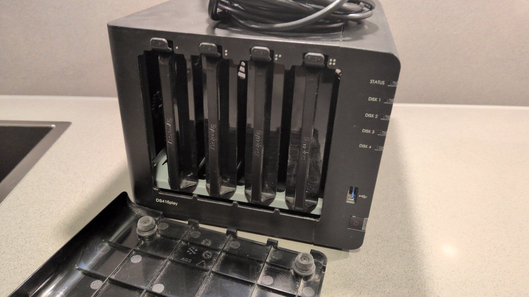 Synology Server: Synology DS416play – Usato da Ebikon venduto da Simply5237 2