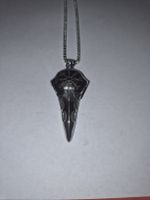 collier tete de corbeau viking