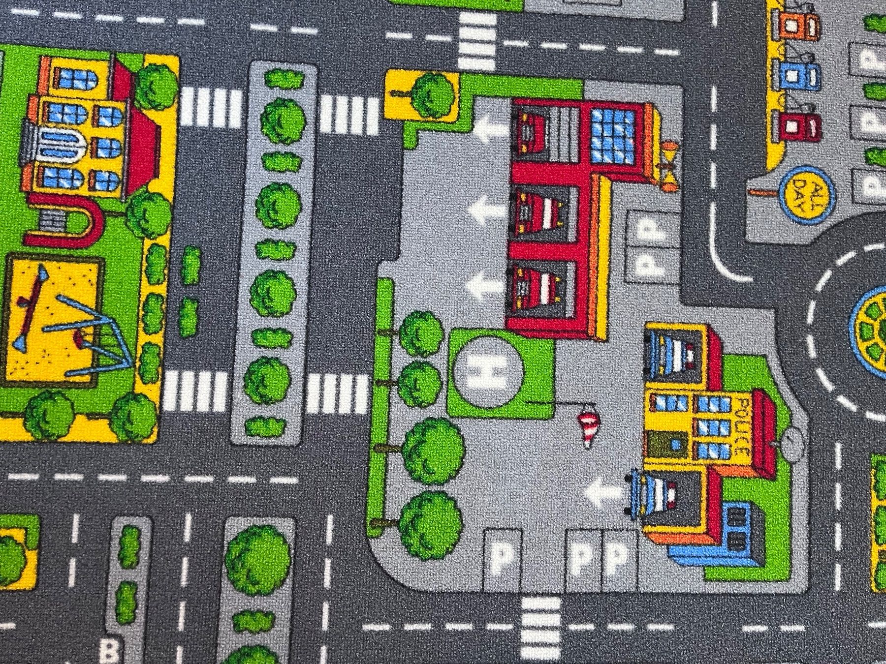 Spielmatte: Spielteppich mit Strassen – Gebraucht aus Roggwil BE von KarotteV 1