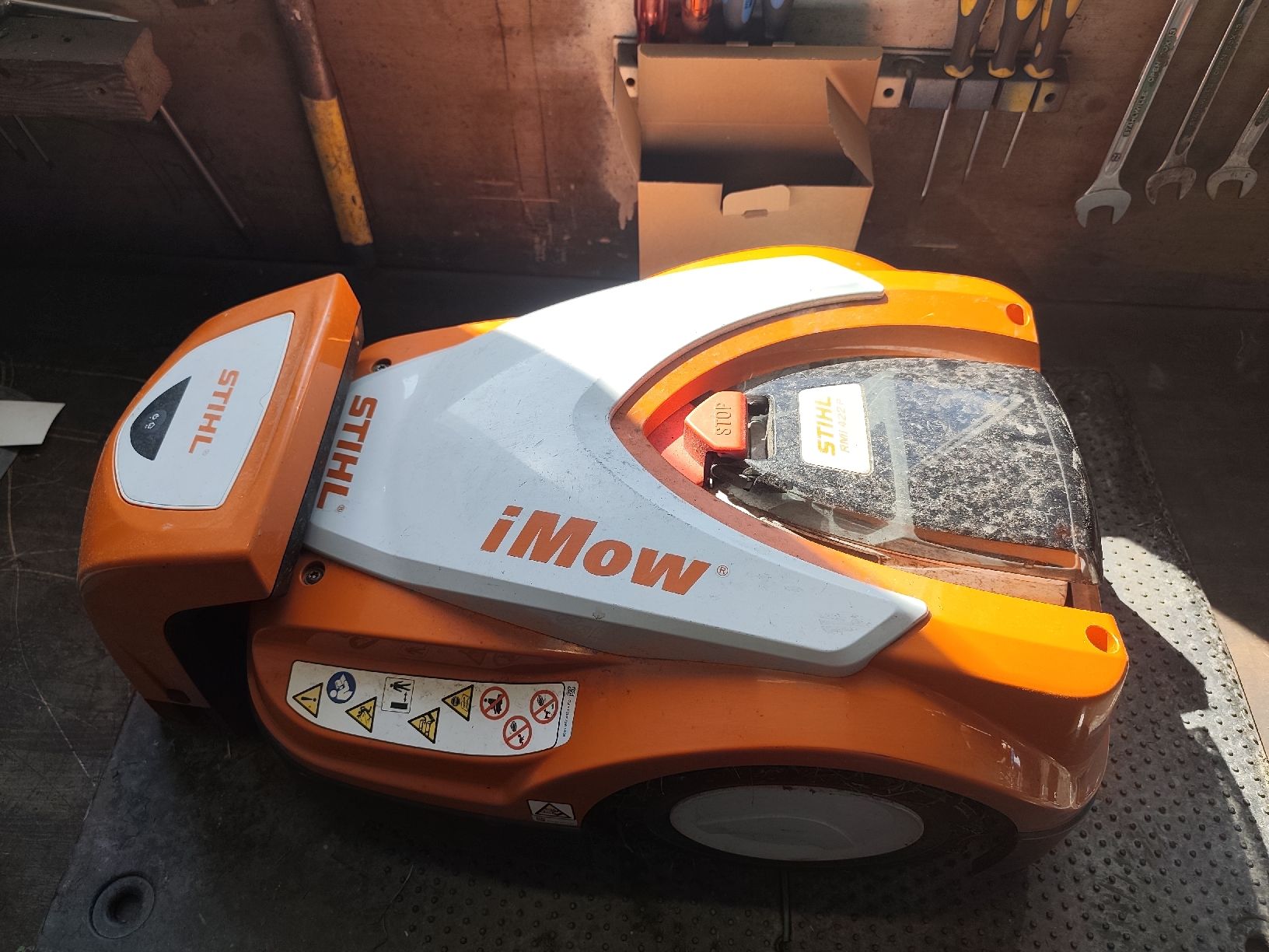 Stihl Tagliaerba: Stihl iMow Robotermäher - funktionstüchtig – Usato da Vilters venduto da ffabiienne