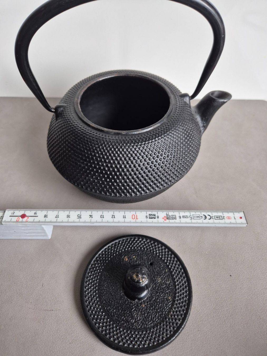 Théières: Théière en fonte noire C56 – D'occasion à Fully par tameab 2