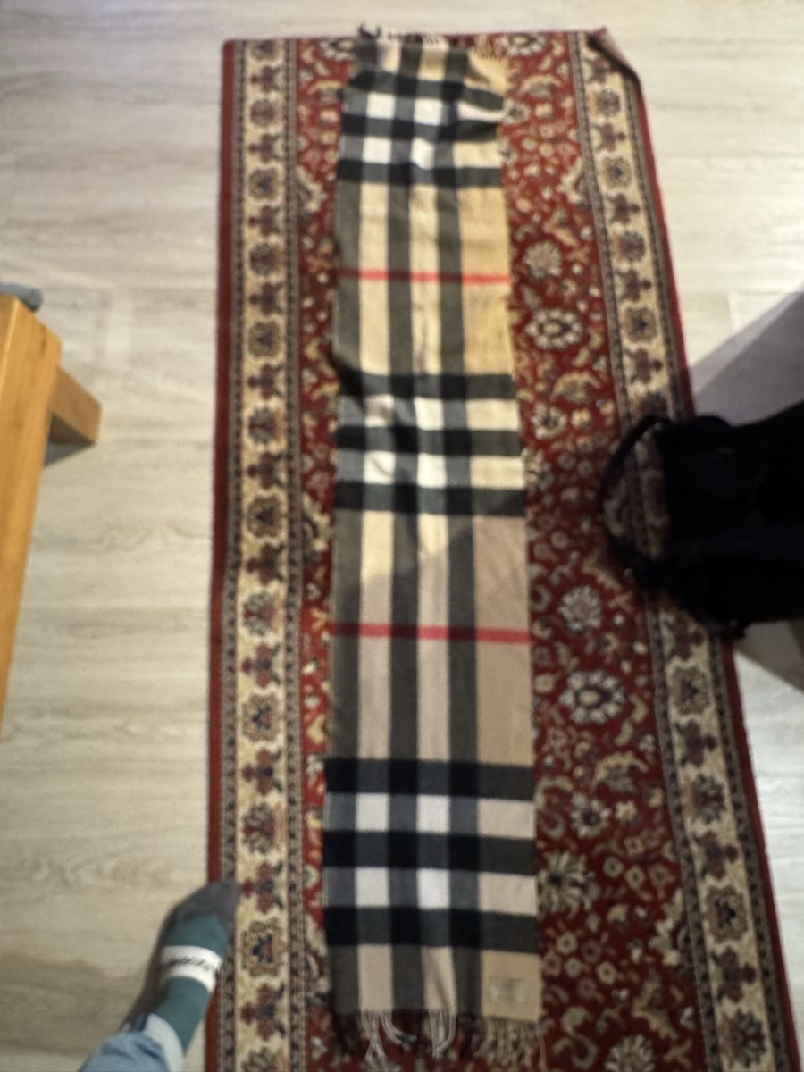 Foulards, Tücher & Schals: Burberry Schal – Gebraucht aus Grindelwald von the_mbd7 1