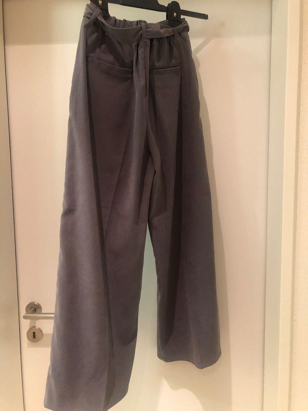 Pantaloni: Hose Marlenestyle Damen Grösse S – Usato da Tuggen venduto da wollistar 4