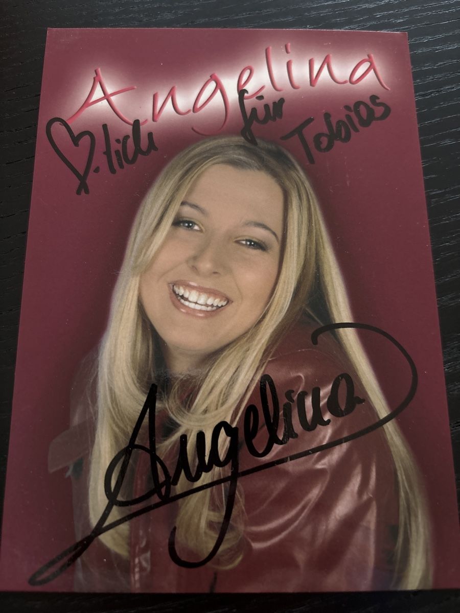 Autogramme: Angelina – Gebraucht aus Uetendorf von hoisle