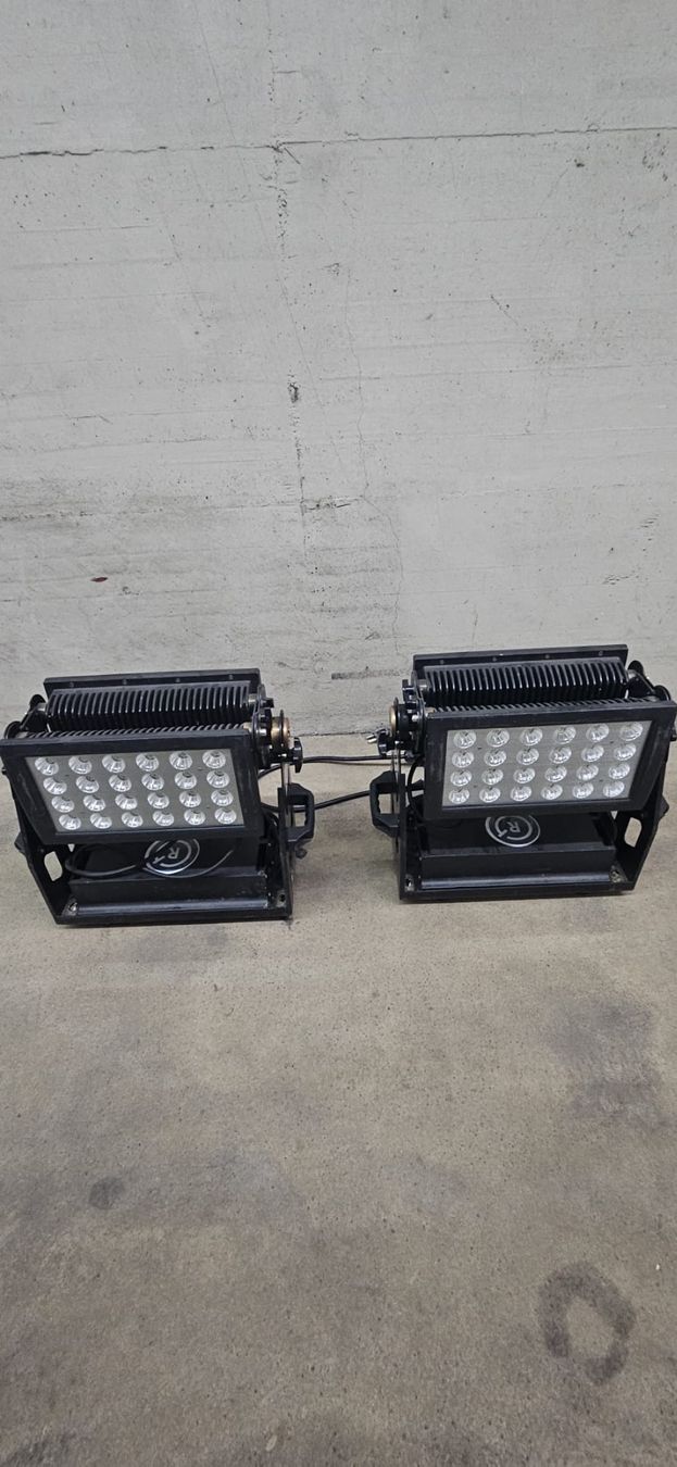 Lampade: Projojecteurs IP65 – Usato da Payerne venduto da RyserGroupeSA