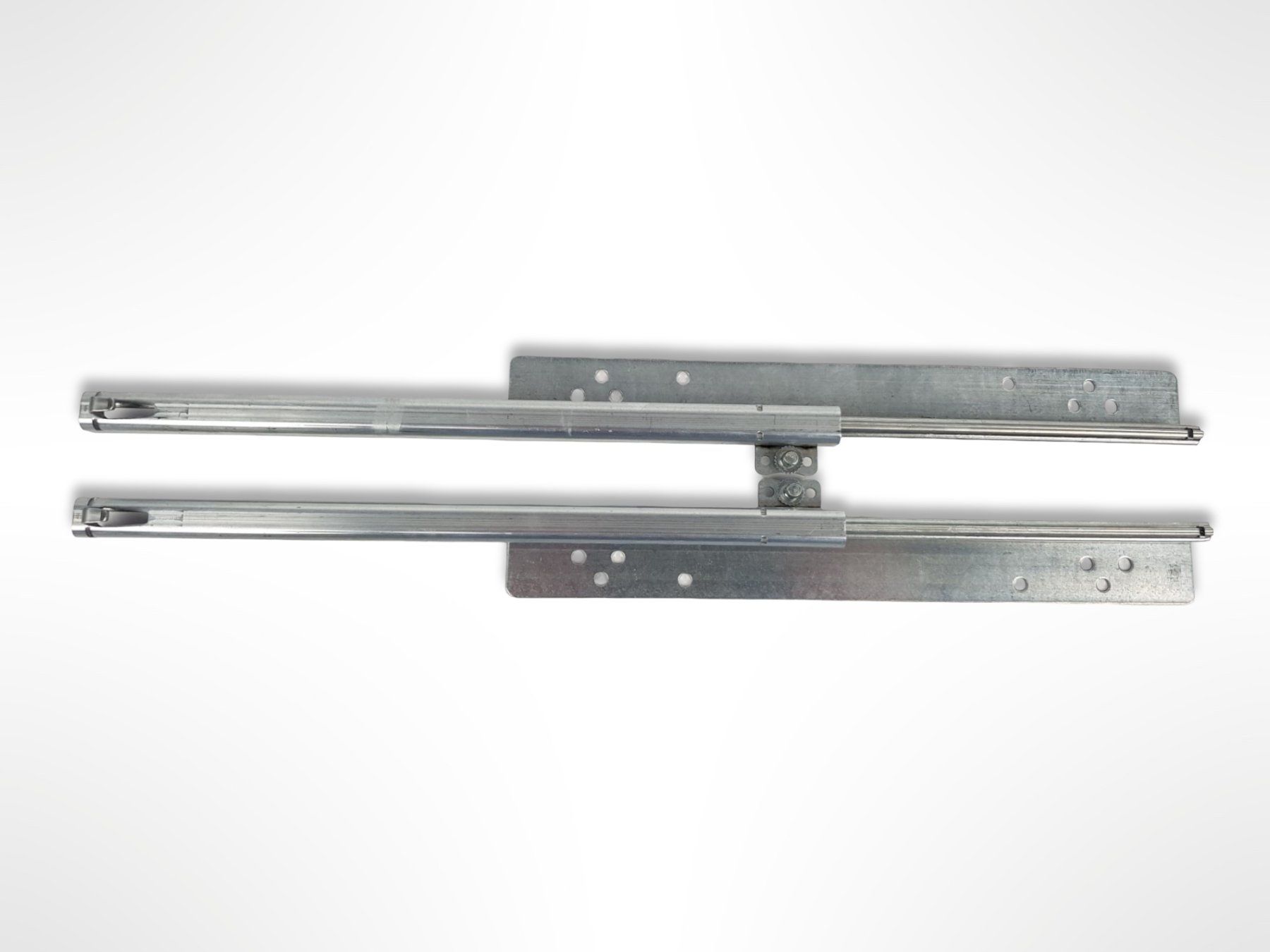 Fixations: HETTICH Teilauszug Quadro 40 Kg – Neuf (Voir description) à Suhr par Restwert_Suhr 3