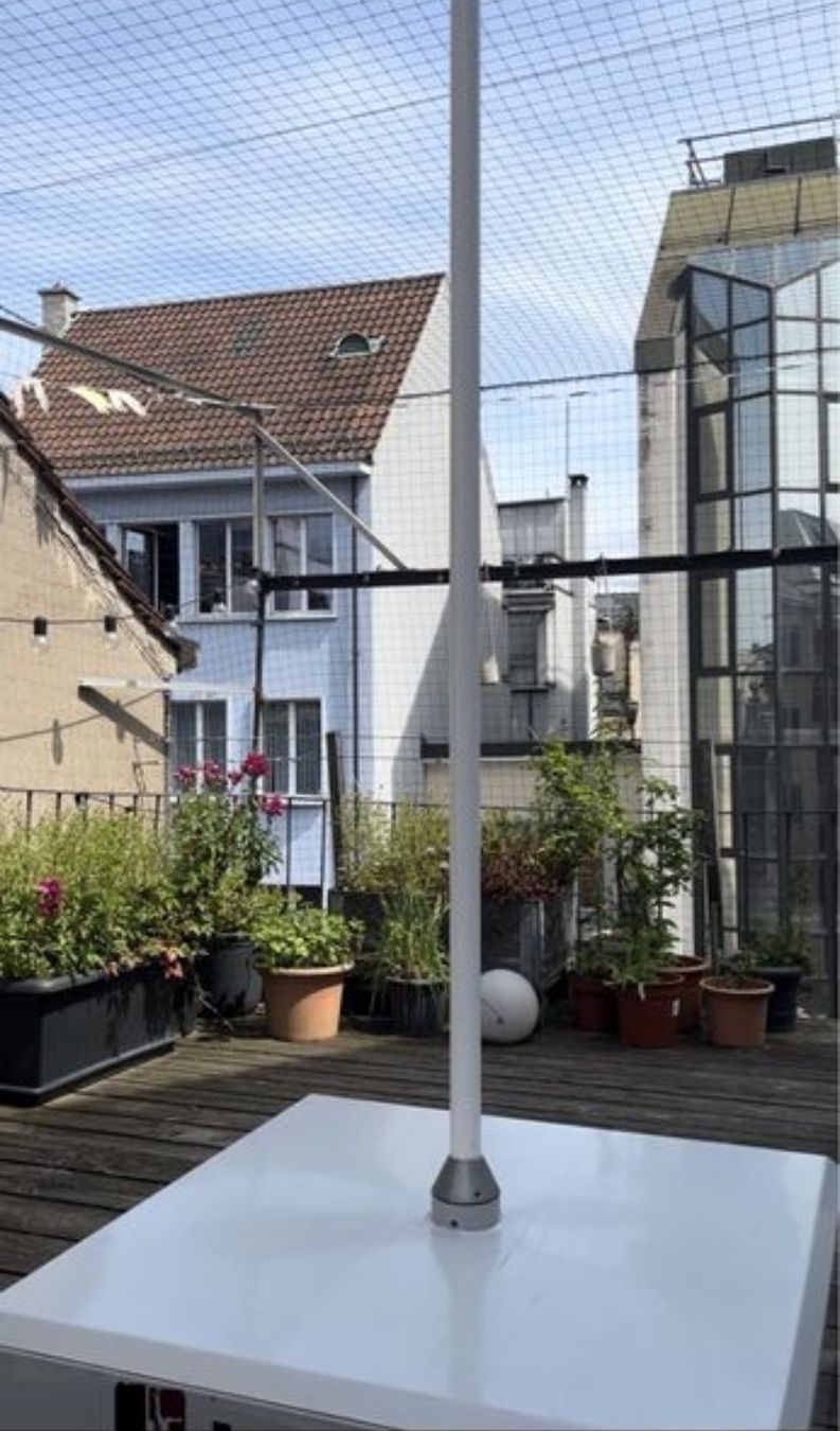 Sonstige Dekorationen & Accessoires: Freistehende Poledance Stange – Gebraucht aus Uster von michelitifrey