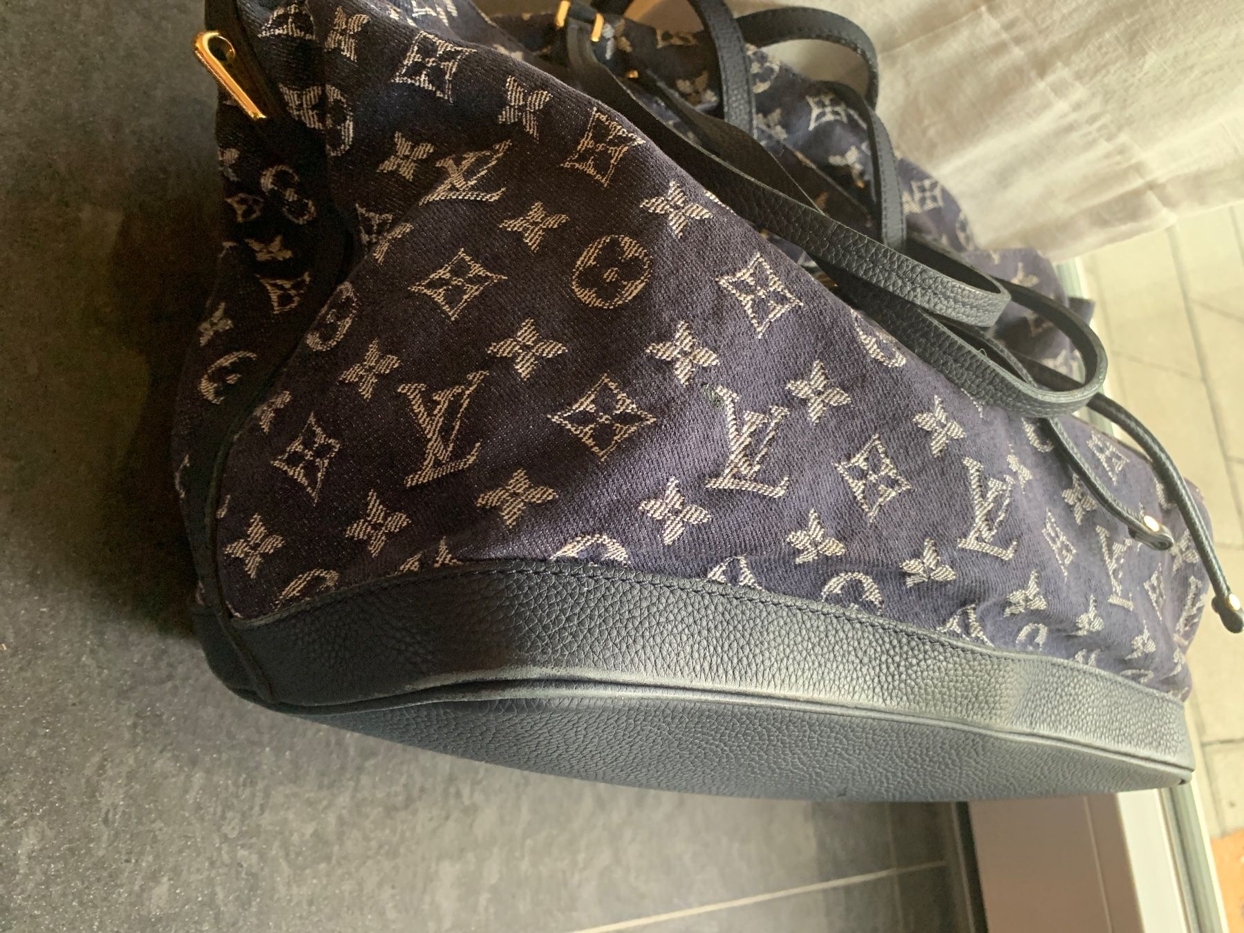 Louis Vuitton Borse da donna: Louis Vuitton Handtasche – Usato da Bergdietikon venduto da zor_856j 7