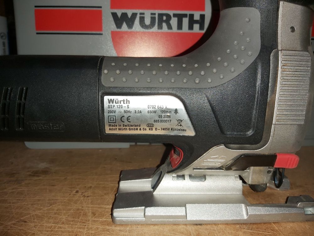 Scie sauteuse filaires et sans fil - WURTH