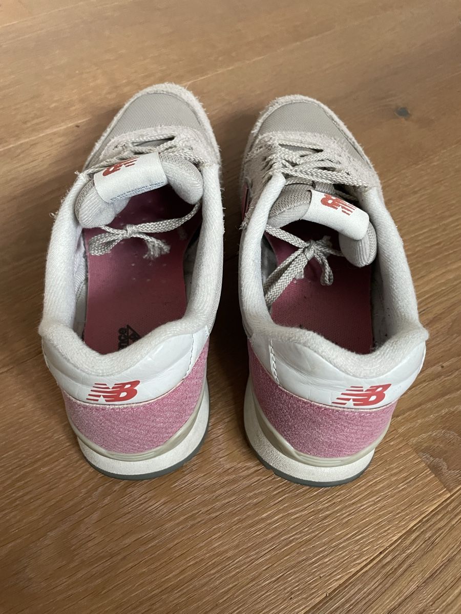 New Balance Damenschuhe: Sneaker – Gebraucht aus Aarwangen von erd_ngx8 2