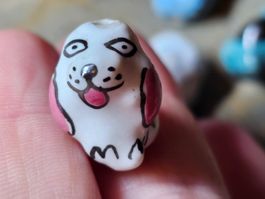 3x 2cm Keramik Hund Zwischen Olive Kette Basteln Perlen Mops
