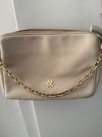 Elegante Handtasche in Beige mit goldener Kette - Top!