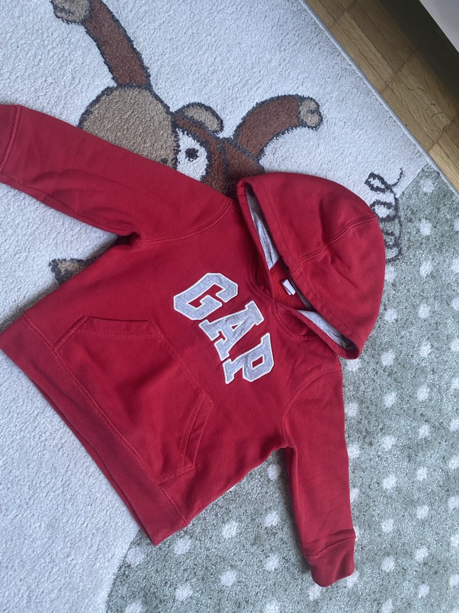 Gap Pulls et sweat-shirts: Gap pullover size 92 – D'occasion à Blonay par art_7f87