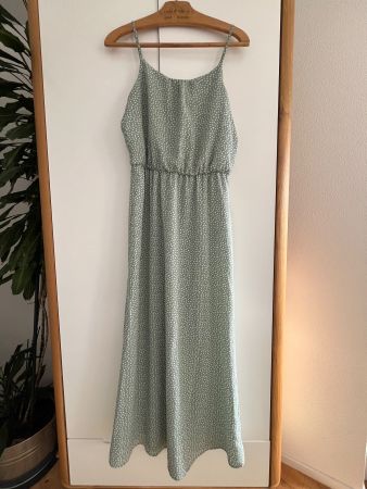 Sommerliches Maxikleid von ONLY, Grösse 38, neuwertig