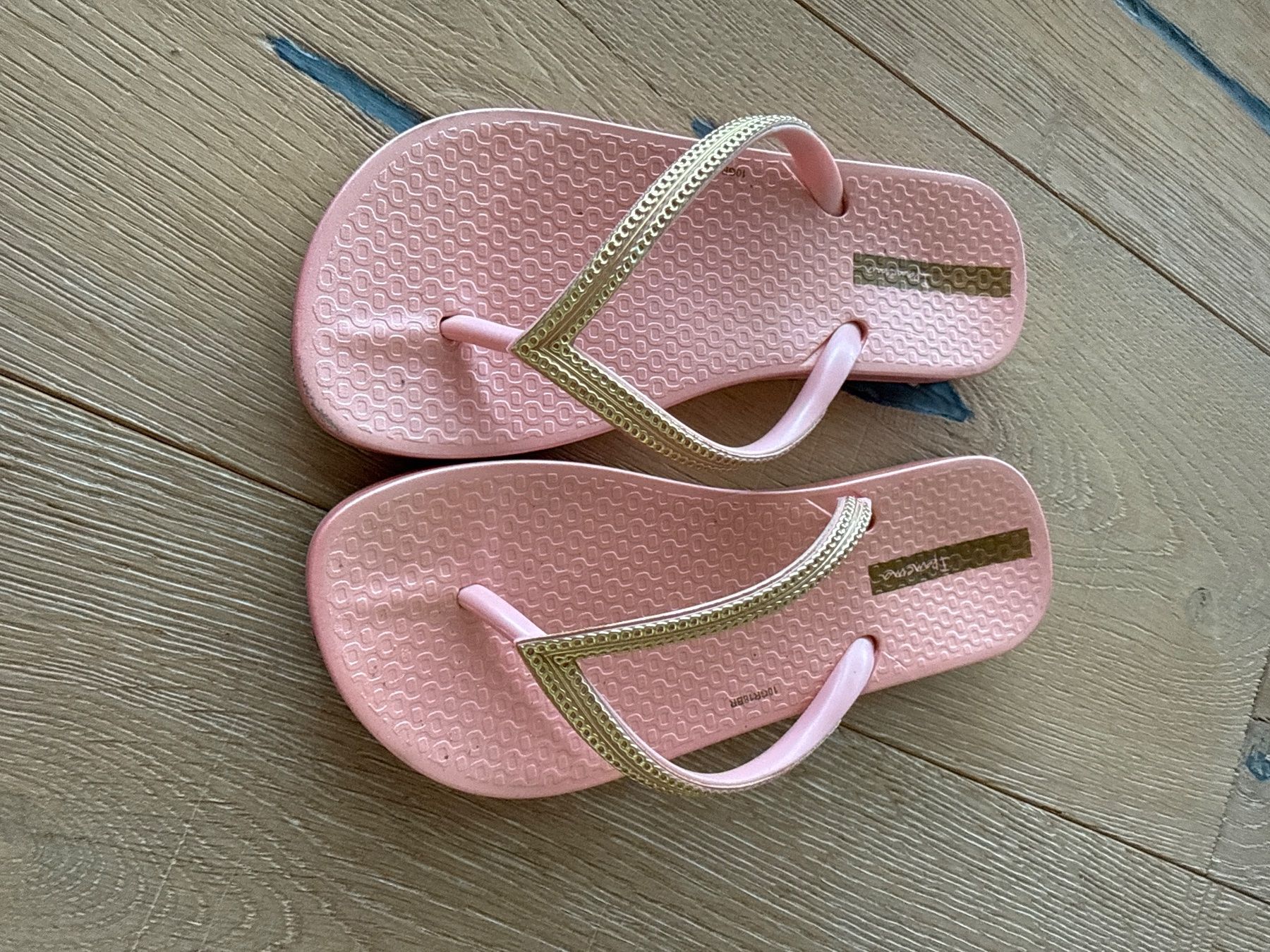 Ipanema Scarpe per ragazze: Ipanema Flip-Flops Gr. 33 – Usato da Himmelried venduto da Dievole