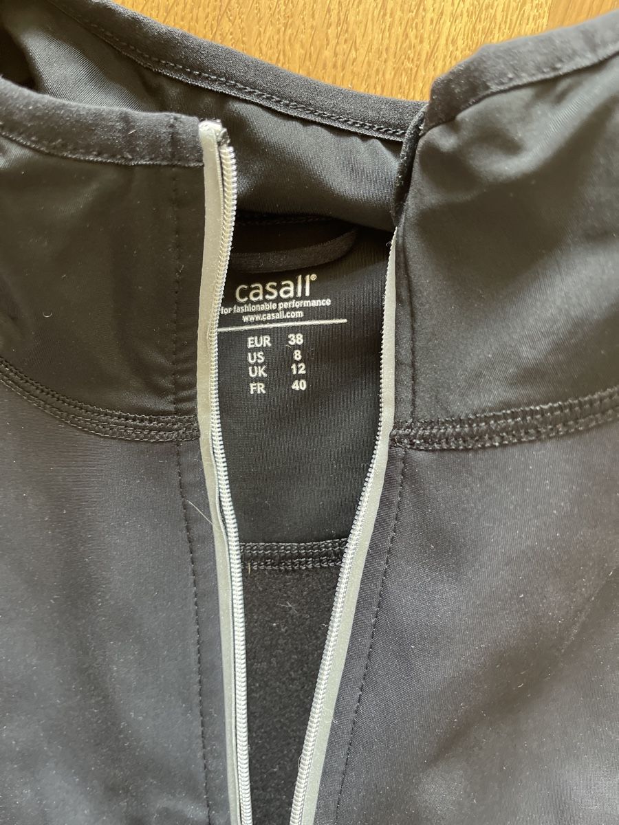 Jacken: Casall Laufjacke 38 – Gebraucht aus Basel von Ritzibitzi 1