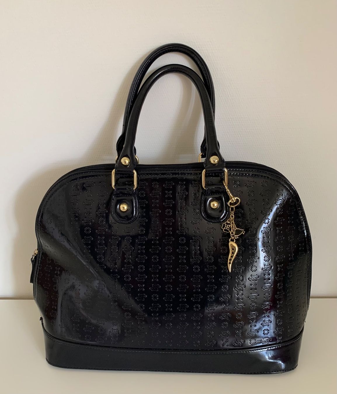 Borse da donna: Tasche Carpisa – Usato da Zürich venduto da ThaliaL