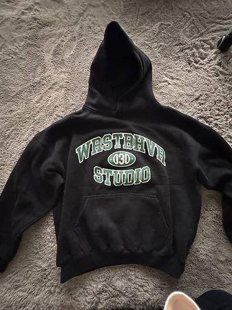WRSTBHVR Hoodie schwarz mit dunkelgrün