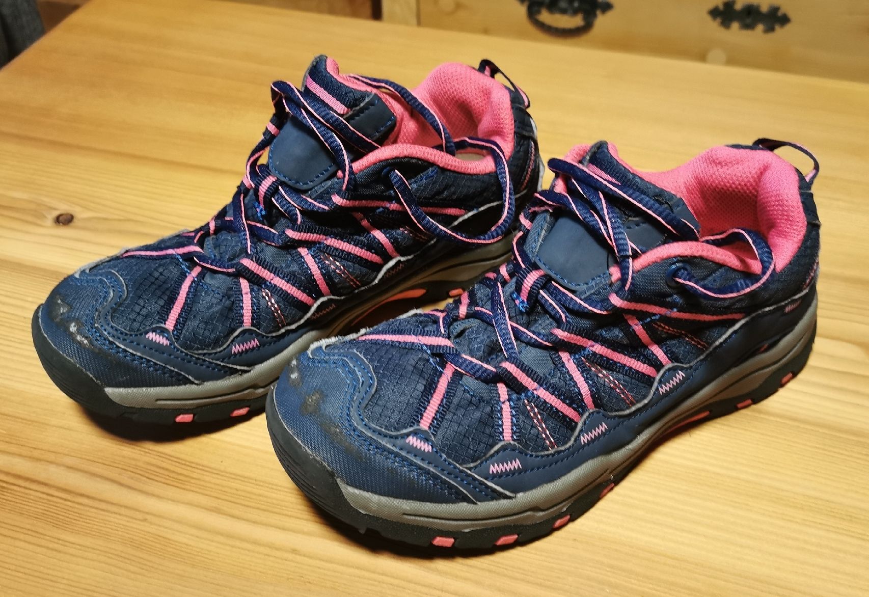Scarpe per ragazze: Trekkingschuhe Grösse 34 – Usato da Grünenmatt venduto da ras_7ksp