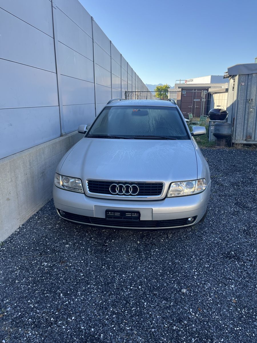 Audi Autos: Audi a4 2.4 v6 – Gebraucht aus Au Sg von san_8lvw 1