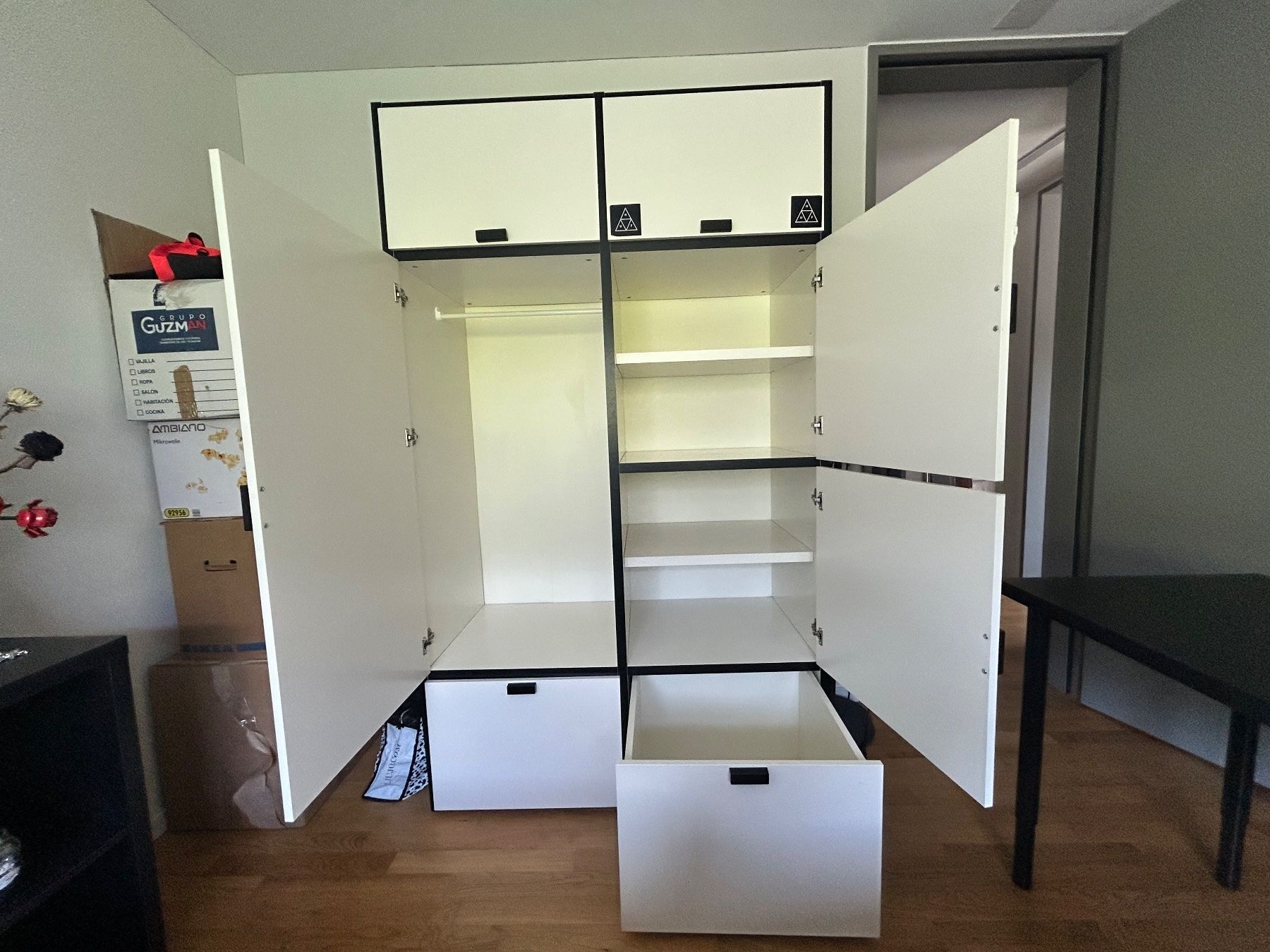 Ikea Schränke: Kinderkleiderschrank – Gebraucht aus Winterthur von acelaya 2