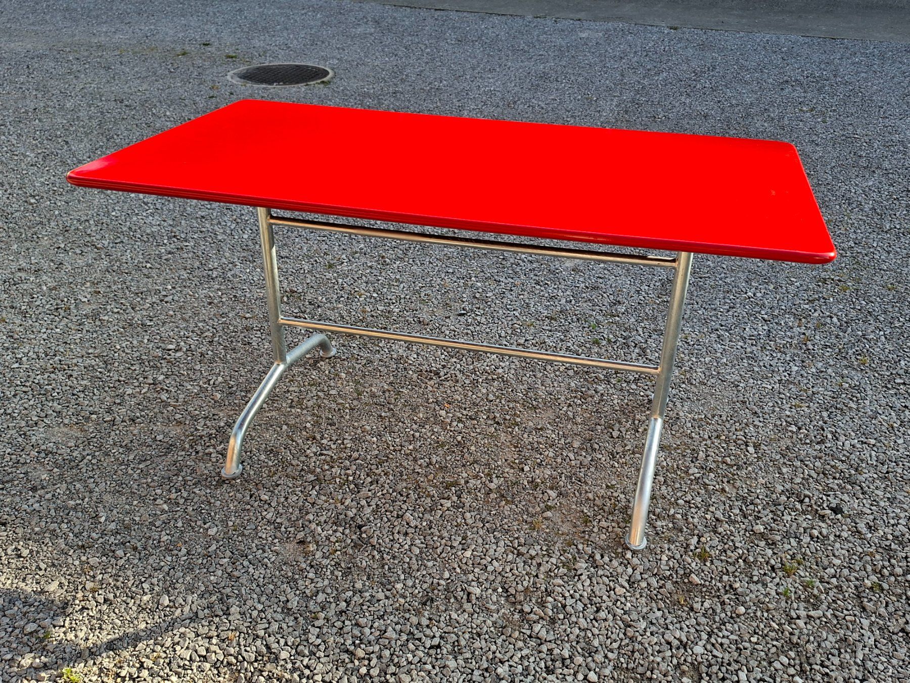 Tavoli: Gartentisch Klappbar 140cm X 75cm Rot – Usato da Buch am Irchel venduto da alinea11 2