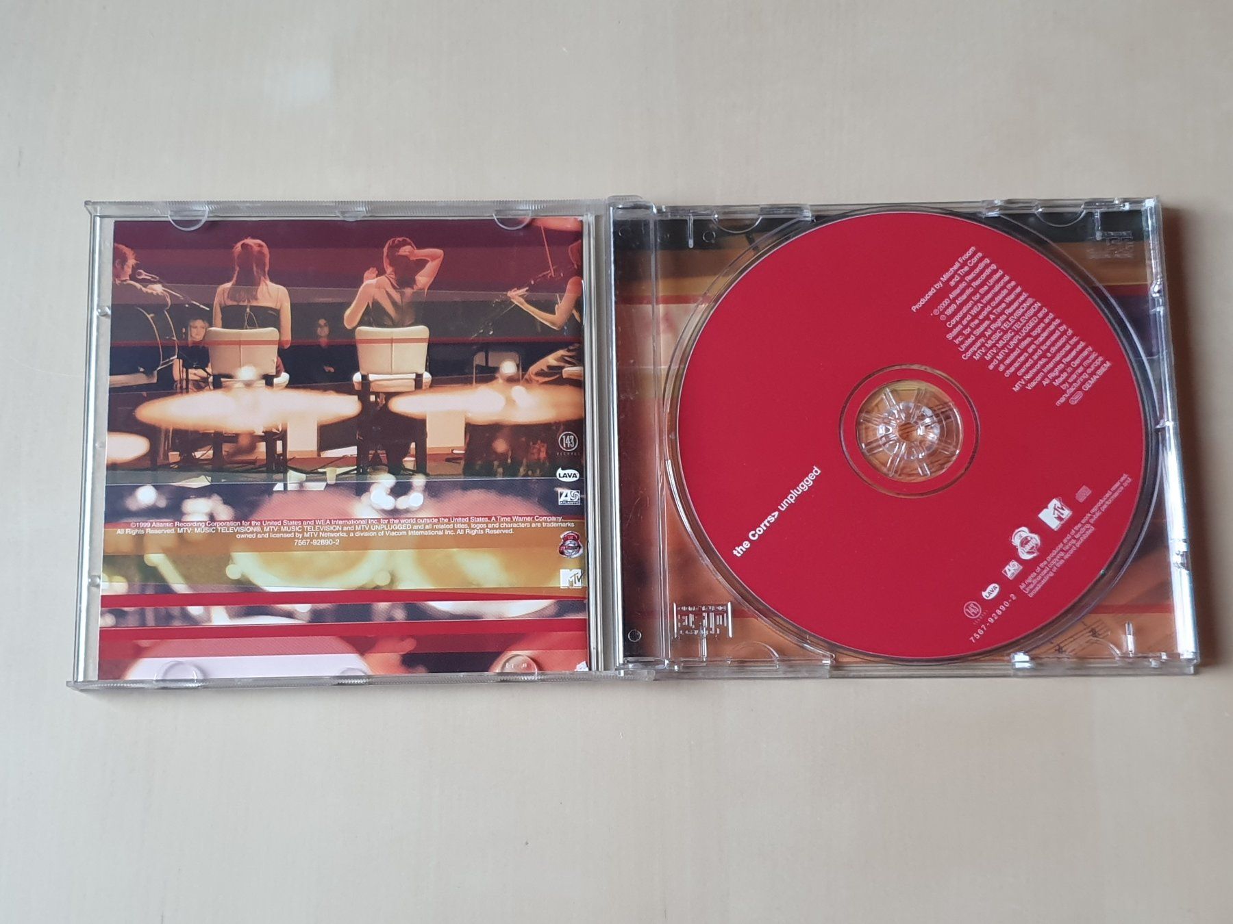 CD: The Corrs unplugged – Usato da Stansstad venduto da collectorsshop 2