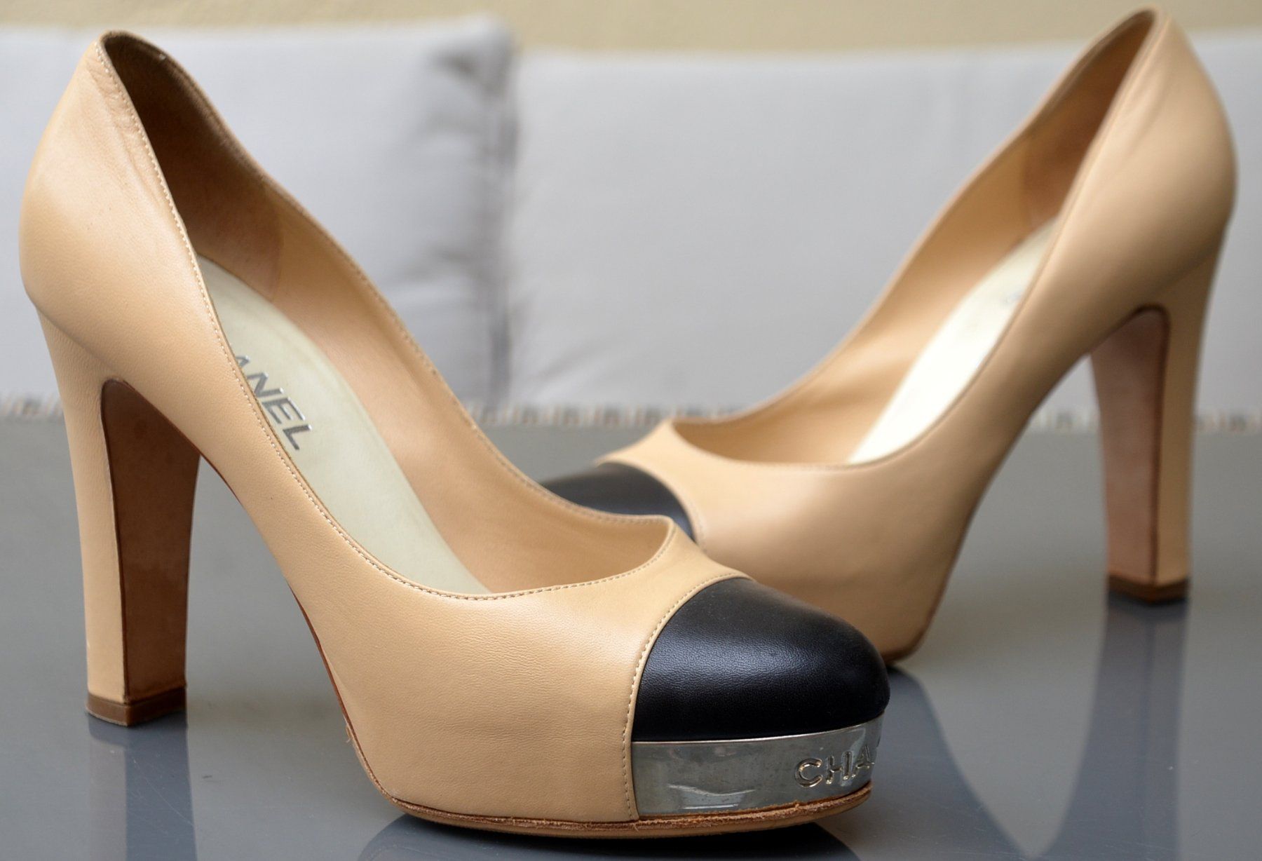 Chanel Scarpe da donna: Pumps CHANEL .40 – Usato da Collonges venduto da Auganien 4