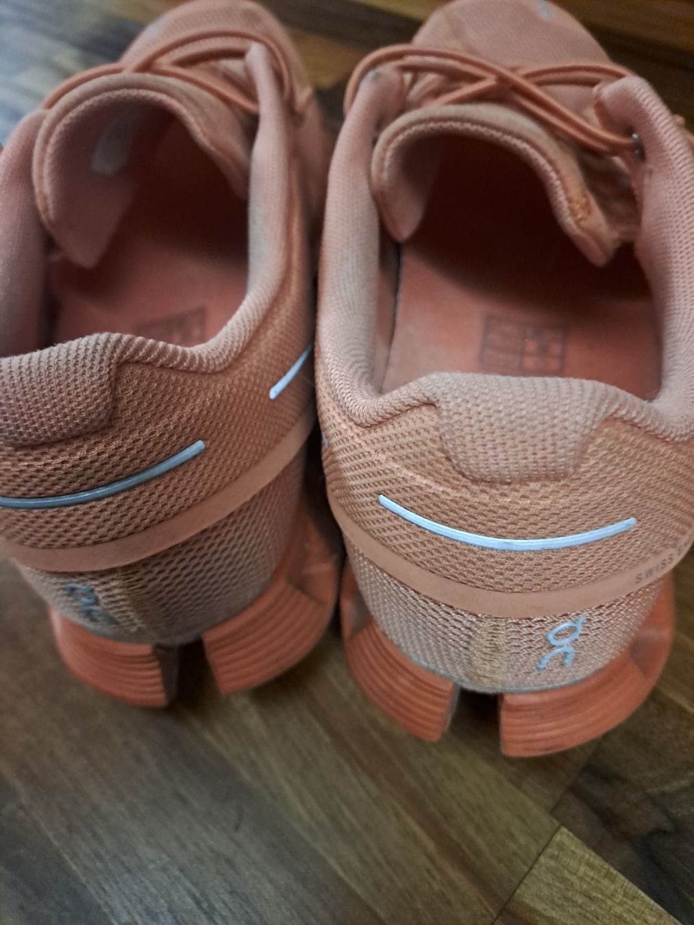 On Scarpe da donna: On Schuhe Gr.40 – Usato da Emdthal venduto da kasira 3