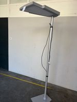 Stehleuchte Büro Büro-Stehlampe grau gebrauchter Zustand