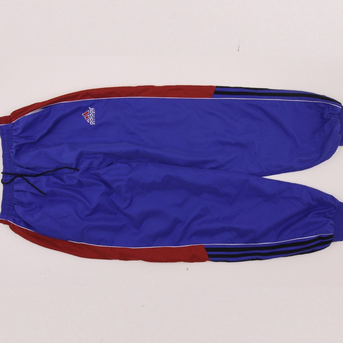 Adidas Hosen: Adidas Equipment Trainer Hosen – Gebraucht aus Bern von Padeeeh
