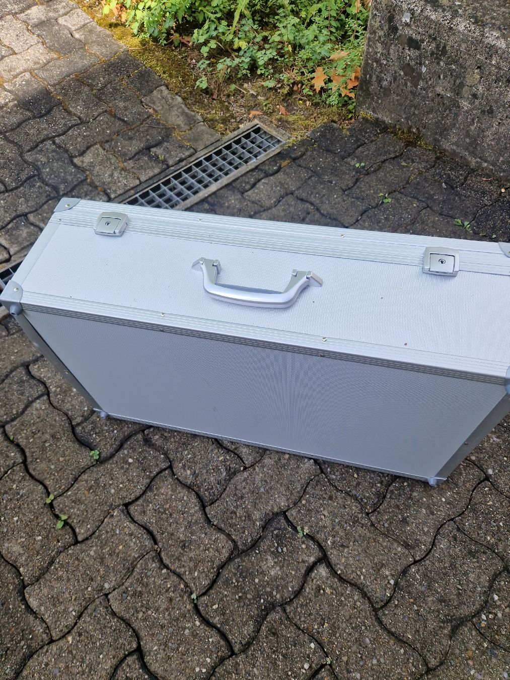 Topcase: Flight Case Aluminium with Foam for Equipment – Gebraucht aus Rüschlikon von -J05u3- 1