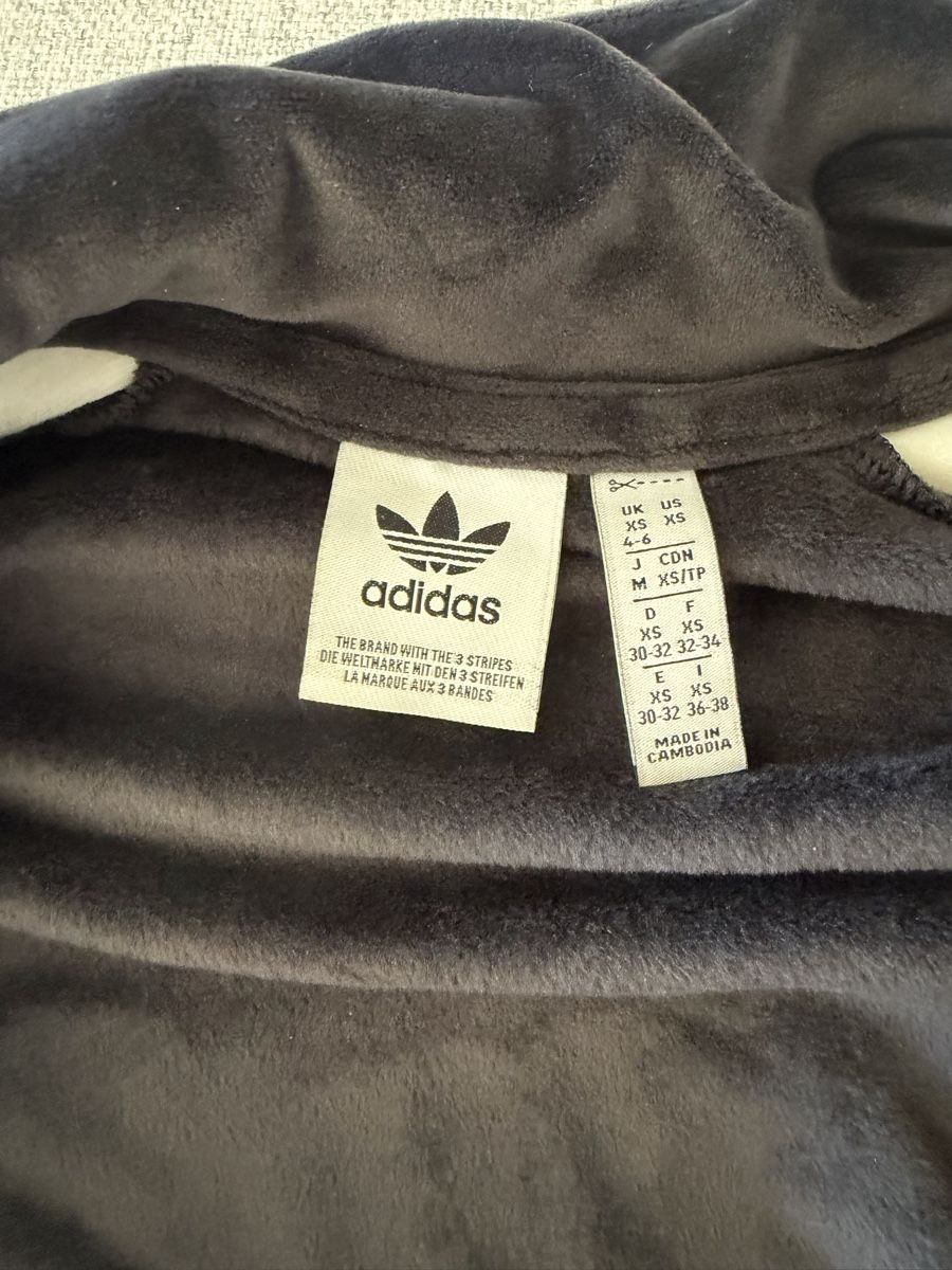 Adidas Giacche: Adidas Jacke – Nuovo (secondo la descrizione) da Basel venduto da tvende 3