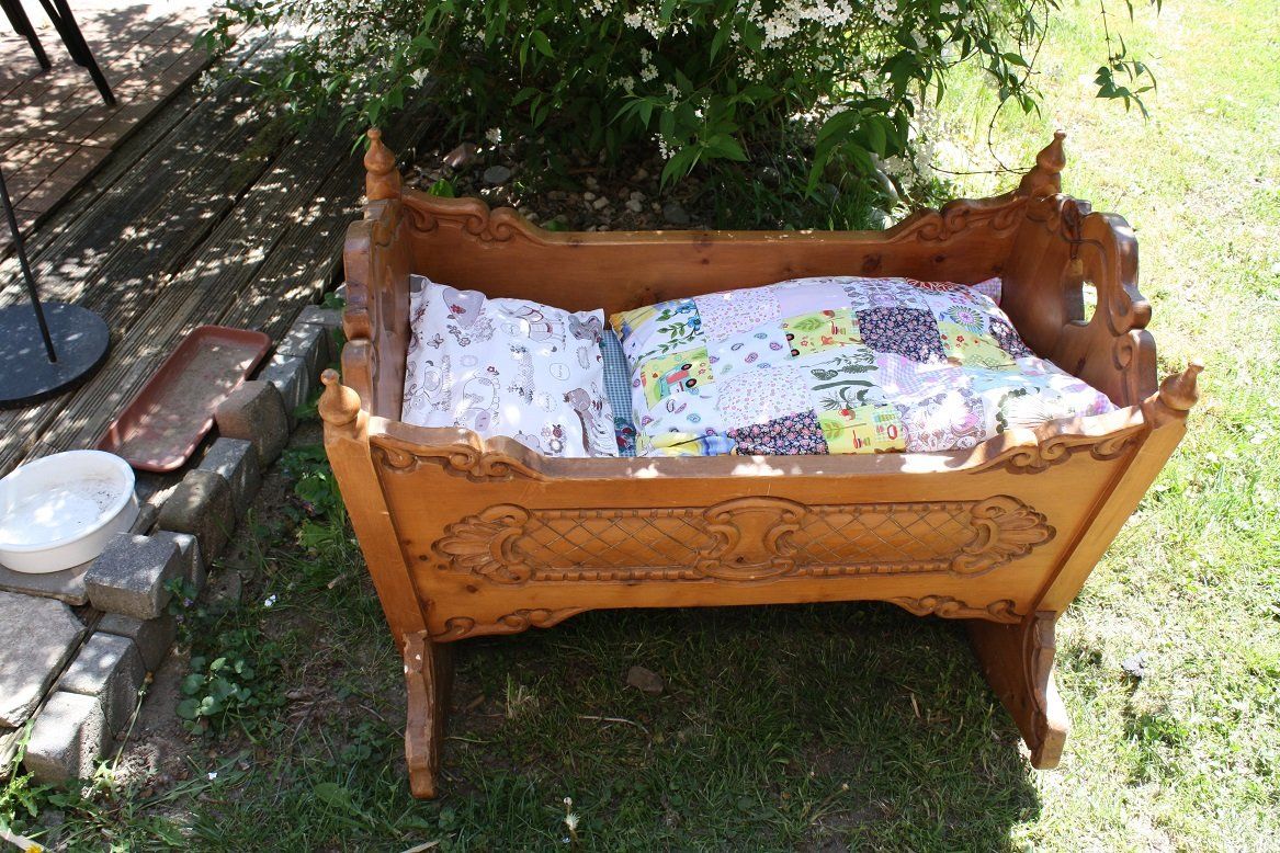 Letti: Kinderwiege  gross massiv 91x46xh62cm – Usato da zuchwil venduto da parson65