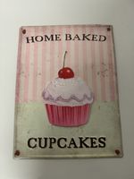 Blechschild Home Baked Cupcakes Motiv 
