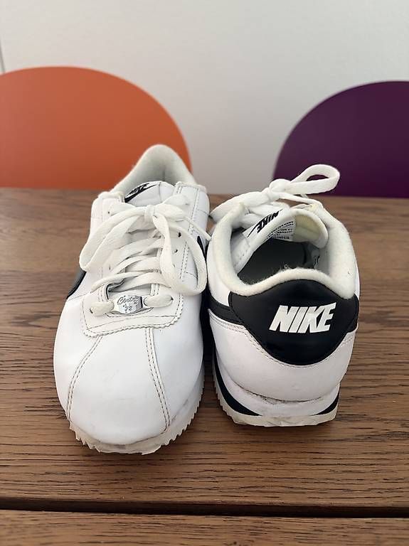 Scarpe da donna: Nike Cortez weiss/schwarz Gr. 38.5 – Usato da Birmensdorf ZH venduto da japaro 1