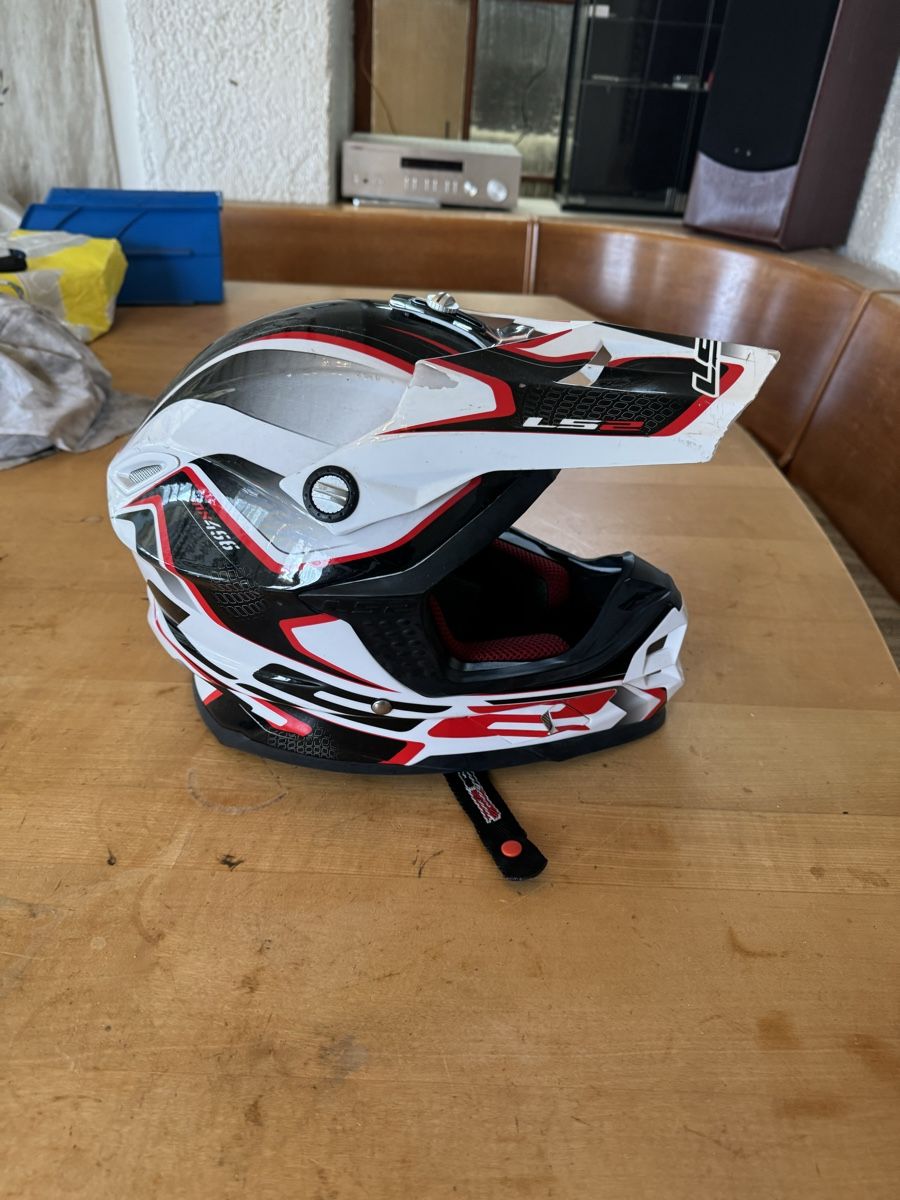 Caschi & visiere: Motorrad Helm – Usato da Dübendorf venduto da Sachs621 3