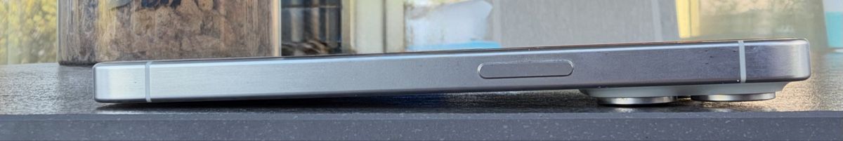 Apple Telefoni cellulari / Smartphones: iPhone 15 pro 128 GB – Usato da Stetten AG venduto da sarah1893 4