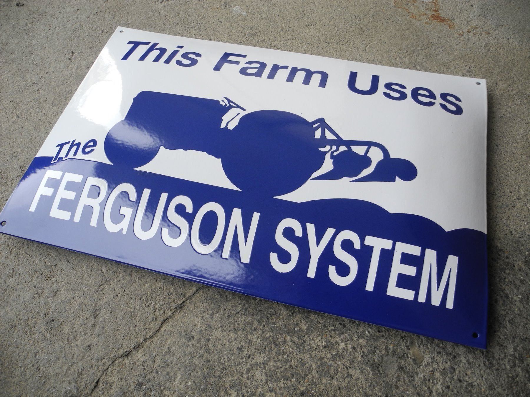 Massey Ferguson Insegne: MASSEY - FERGUSON EMAILSCHILD – Nuovo (secondo la descrizione) da Reinach AG venduto da Huckleberrysix 1